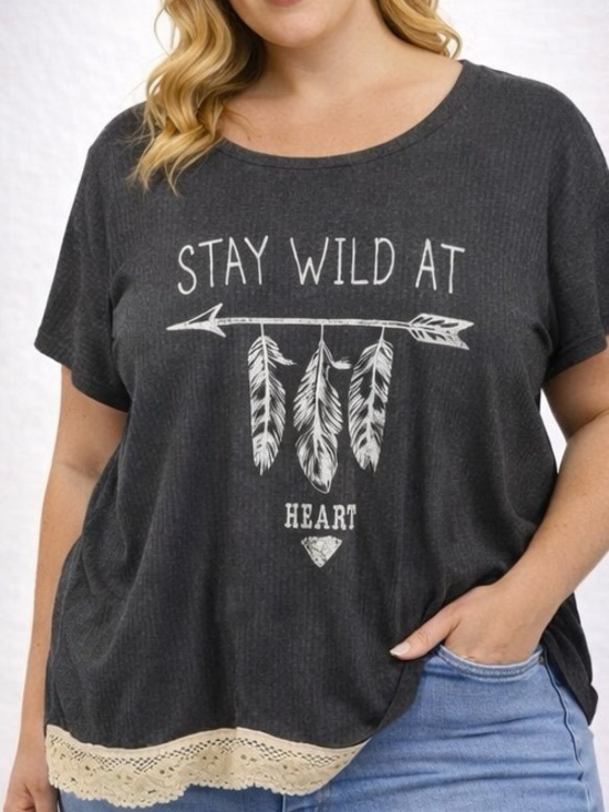 Maurices Tops - Maurice’s Women’s Charcoal Graphic Blouse with Feather Design - Size XL , NWT